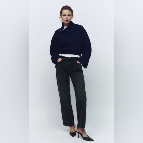 Zara Black High Rise Flared Slitted Leg Jeans - Picture 3 of 6